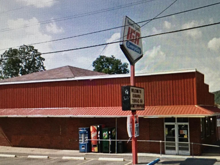 Kanawha Terrace IGA store
